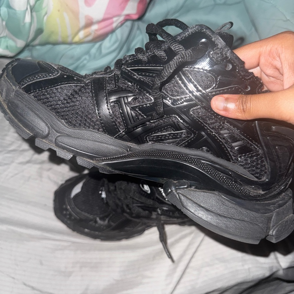 Balenciaga Runners - Picture 2 of 7